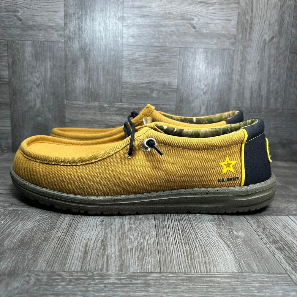 Hey Dude Wally US Army Loafers Mens 15 Tan Camo Canvas Slip On NEW
